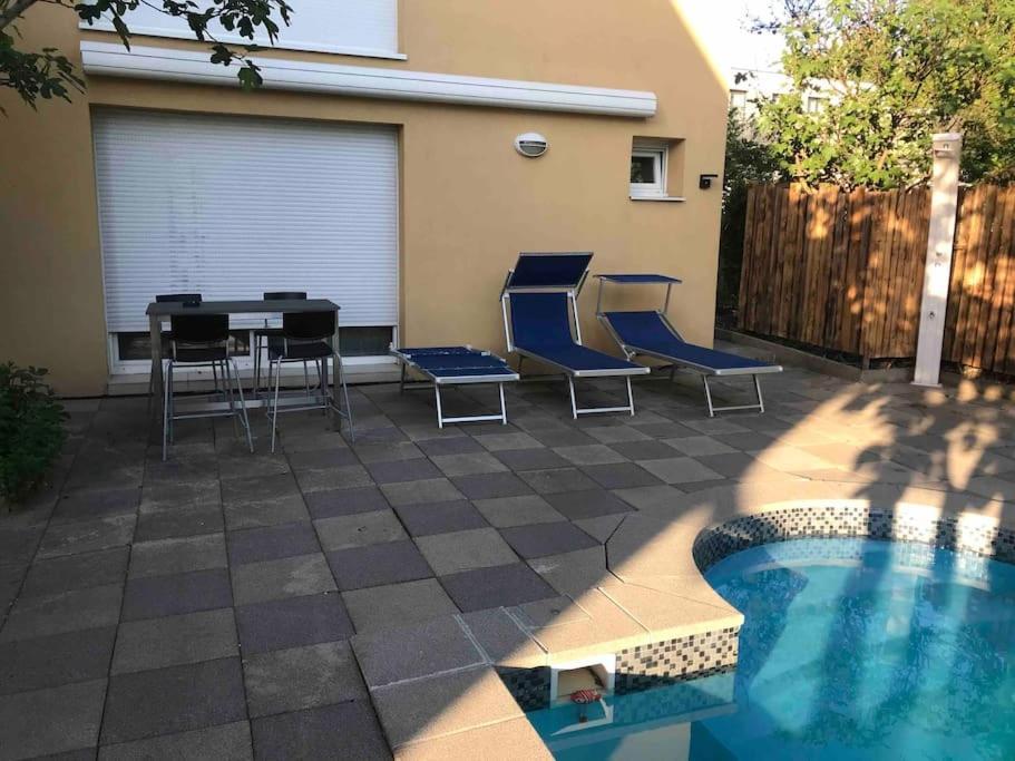 Logement Avec Piscine Brunstatt Eksteriør bilde